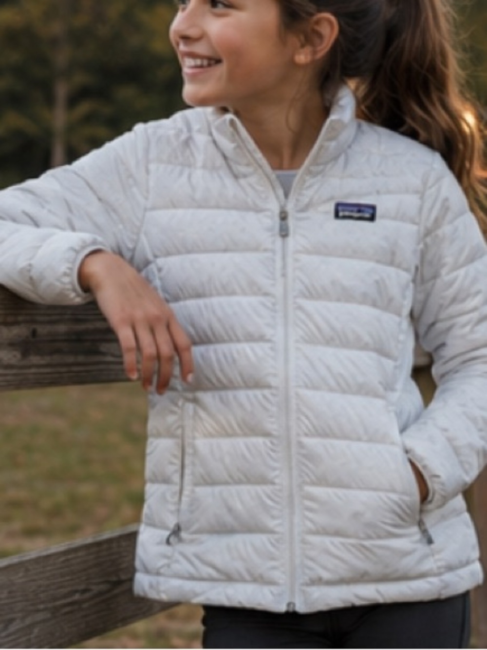 Patagonia White Puffer Jacket with Quilted Design, Pockets and Collar